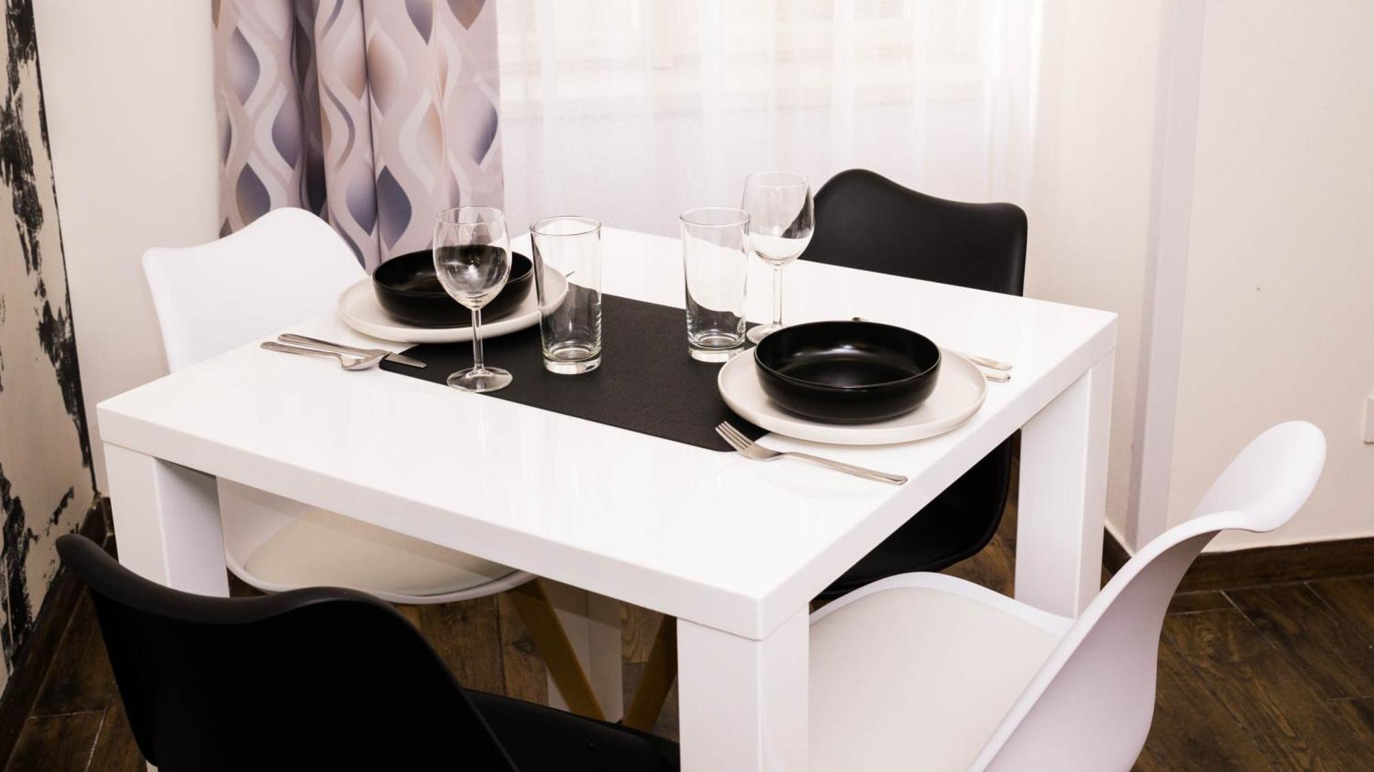 Black & White Apartment Prague By Wenceslas Square And Muzeum Eksteriør billede